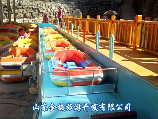 北京东湖港大峡谷风景区