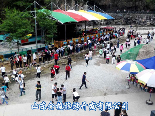 北京东湖港大峡谷风景区